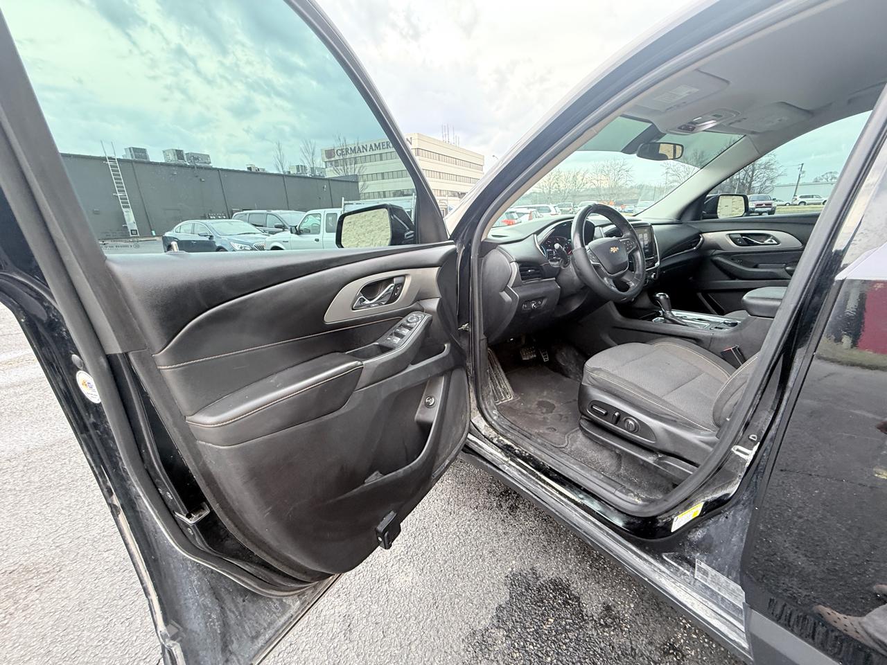 Chevrolet Traverse LT Cloth FWD 2018