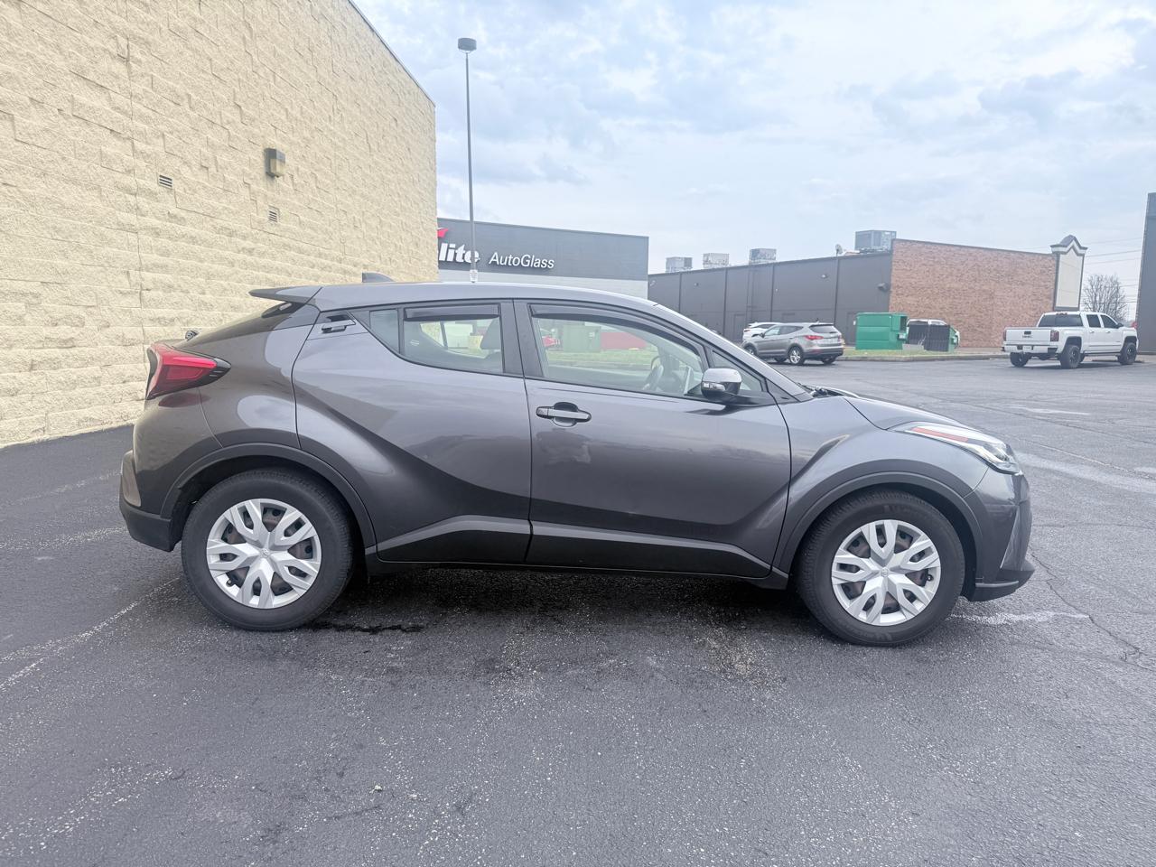 Toyota C-HR XLE 2020