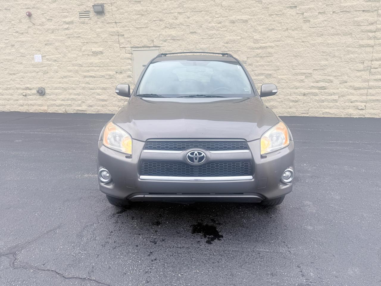 Toyota RAV4 Limited I4 4WD 2010