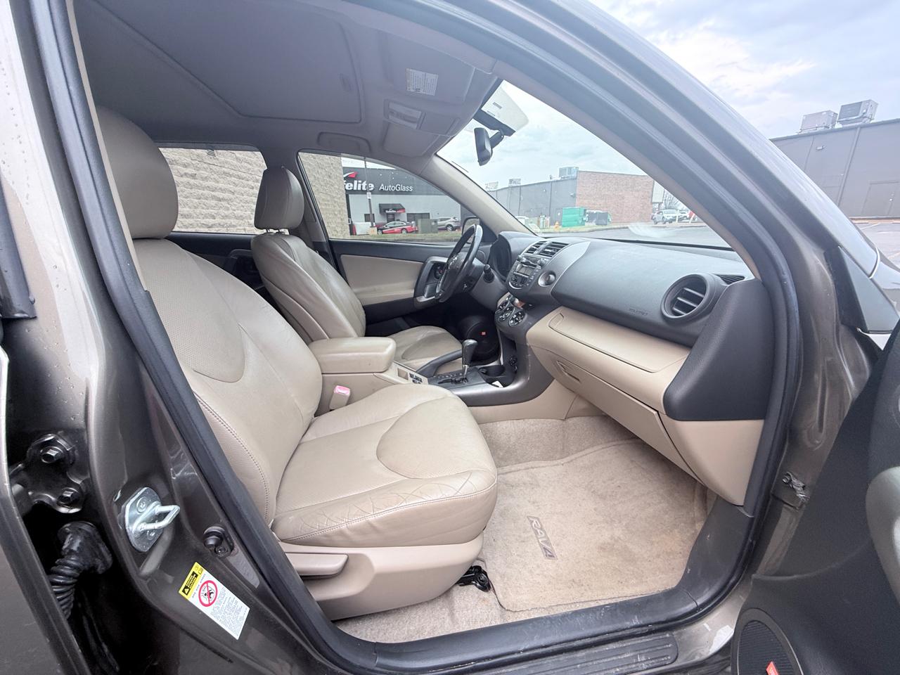 Toyota RAV4 Limited I4 4WD 2010