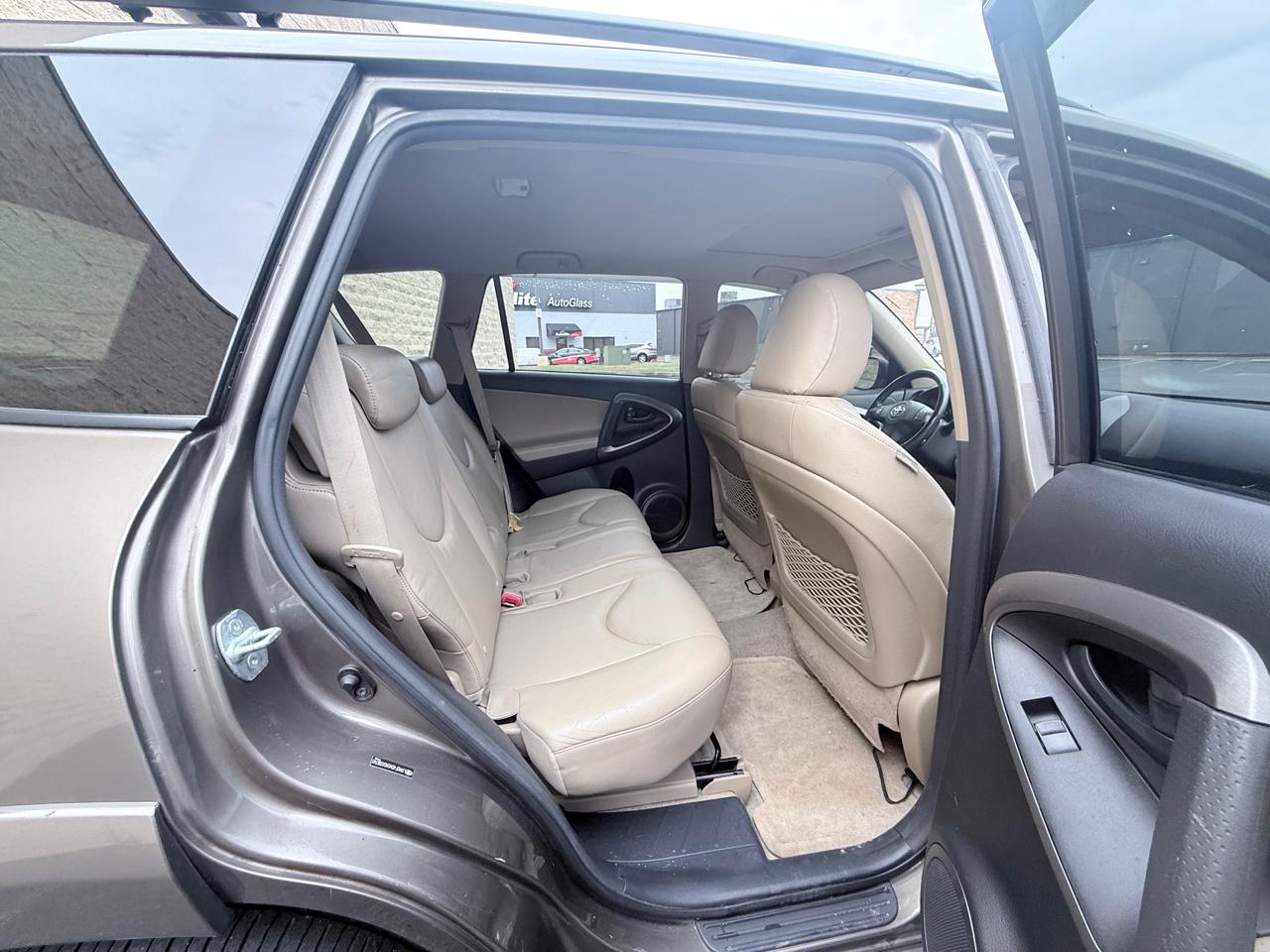 Toyota RAV4 Limited I4 4WD 2010