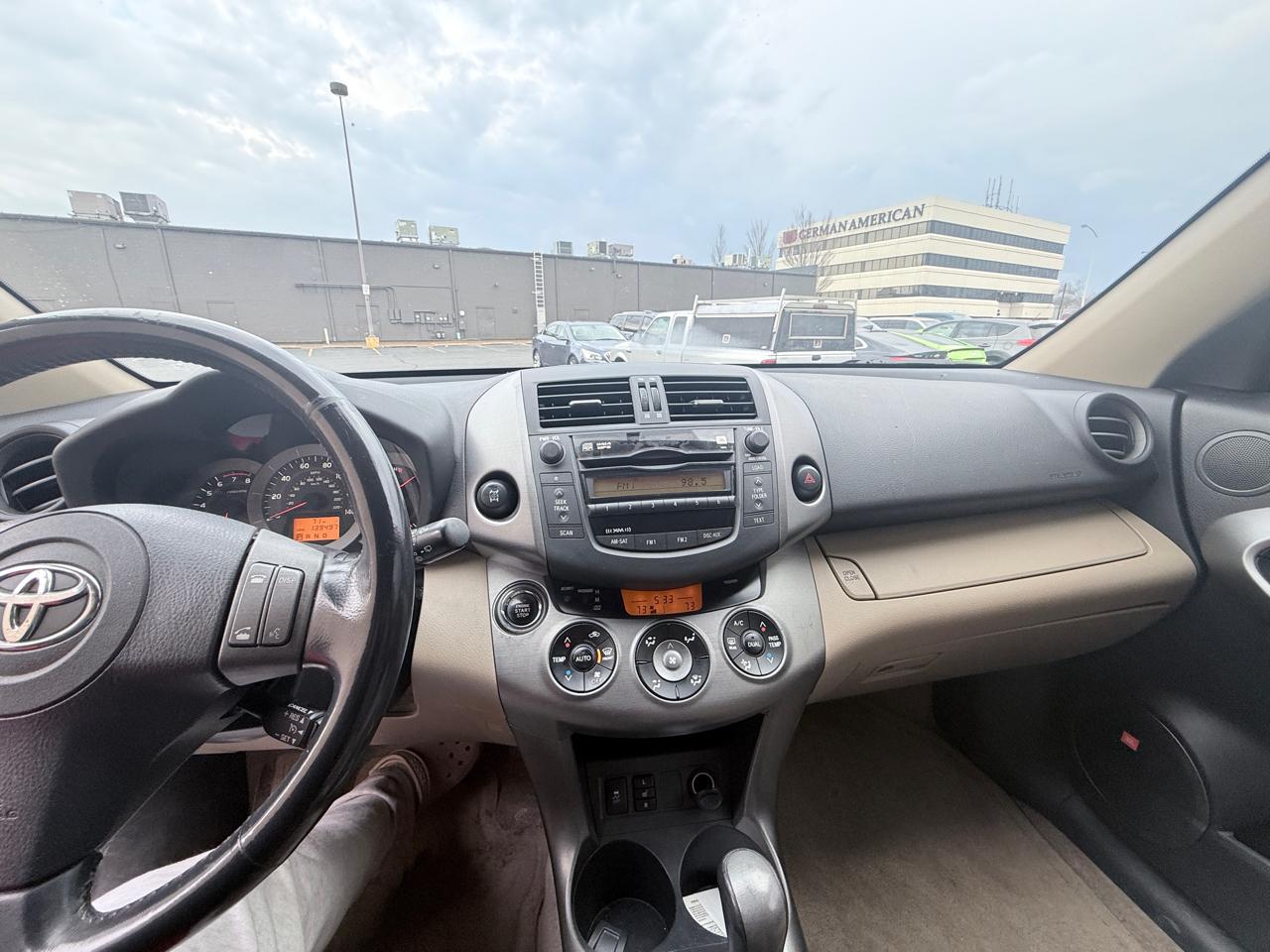 Toyota RAV4 Limited I4 4WD 2010