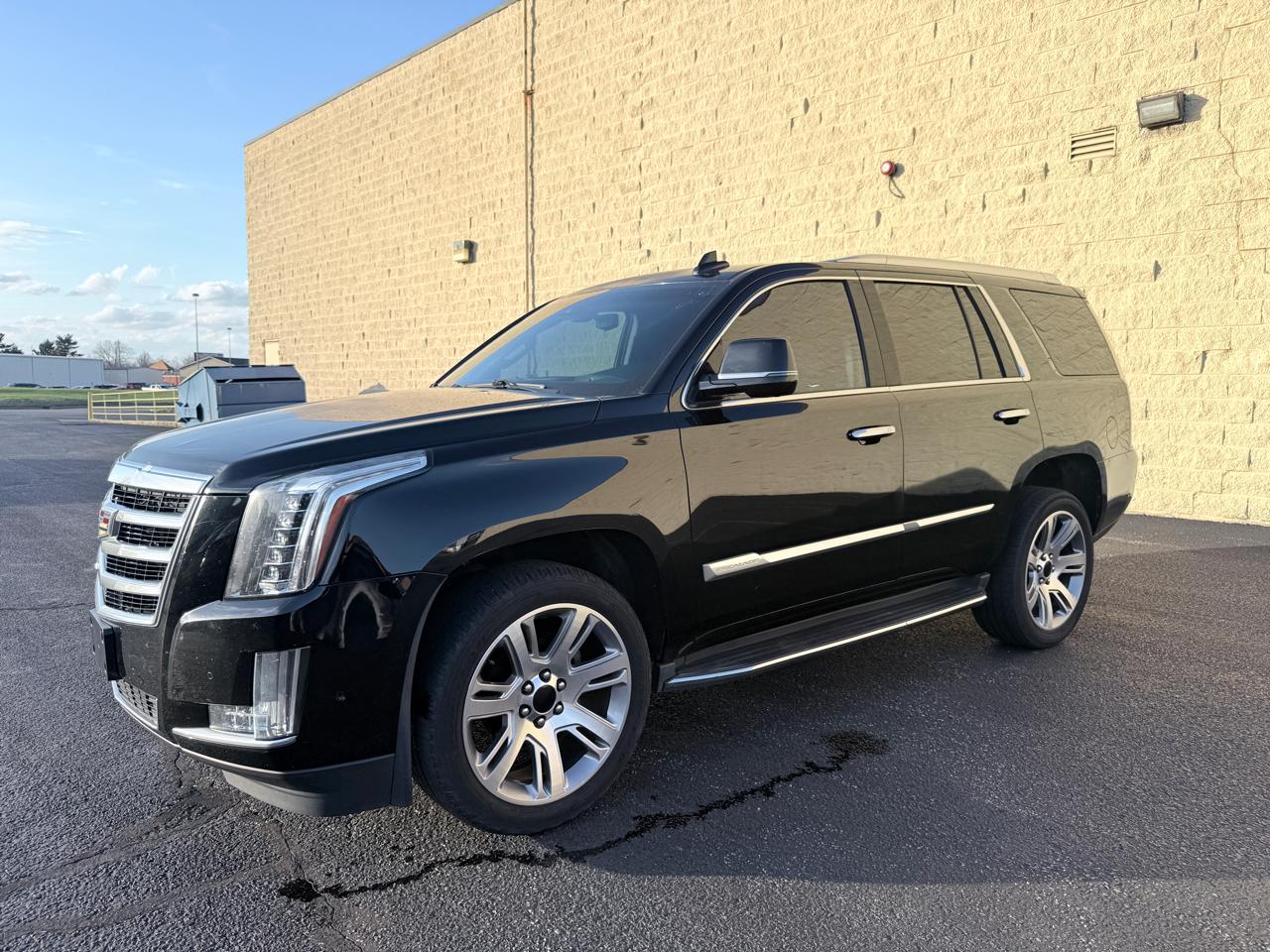 Cadillac Escalade Luxury 4WD 2017