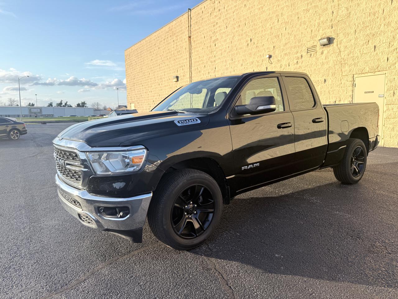 RAM 1500 Big Horn Quad Cab 4WD 2022