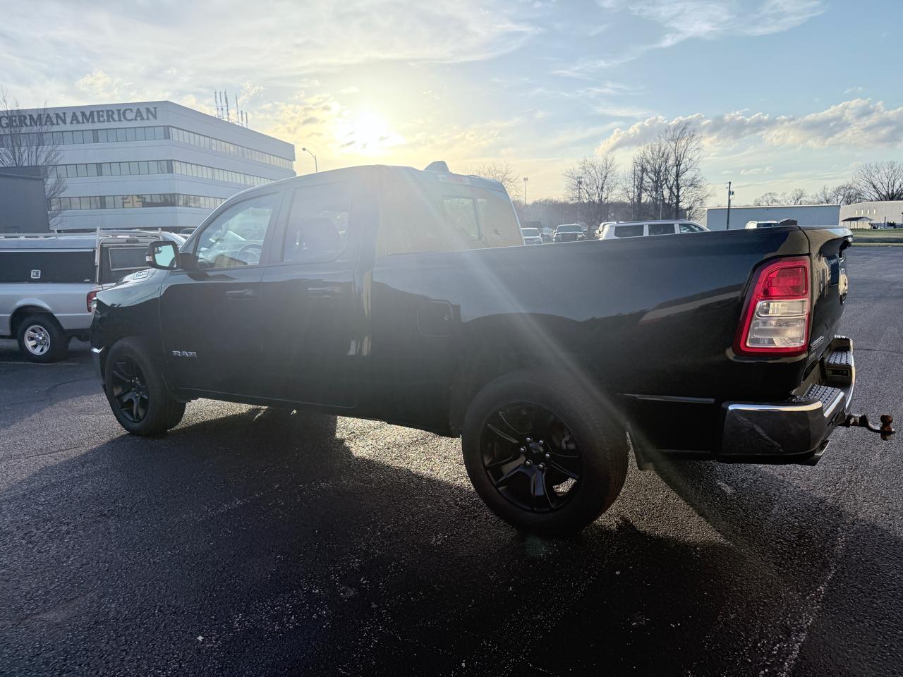 RAM 1500 Big Horn Quad Cab 4WD 2022