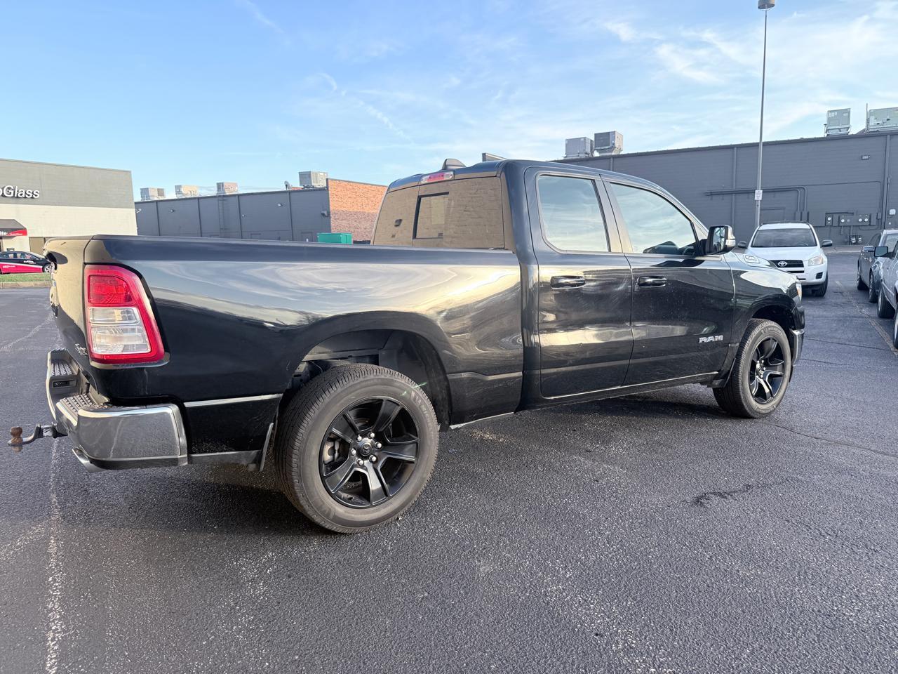 RAM 1500 Big Horn Quad Cab 4WD 2022