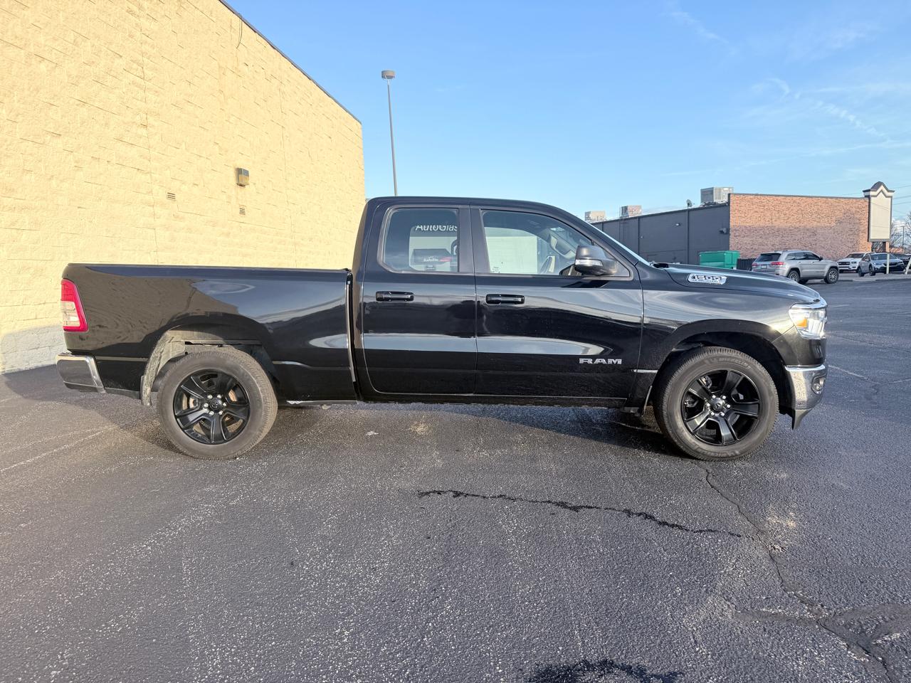 RAM 1500 Big Horn Quad Cab 4WD 2022