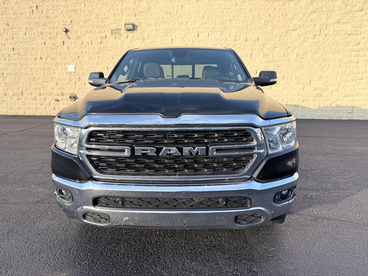 RAM 1500 Big Horn Quad Cab 4WD 2022