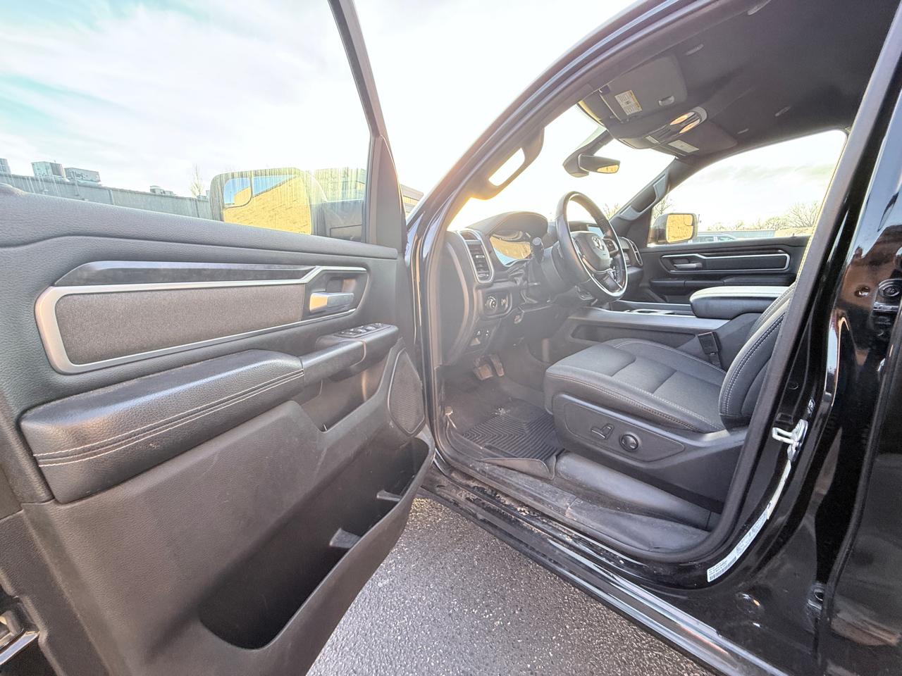 RAM 1500 Big Horn Quad Cab 4WD 2022