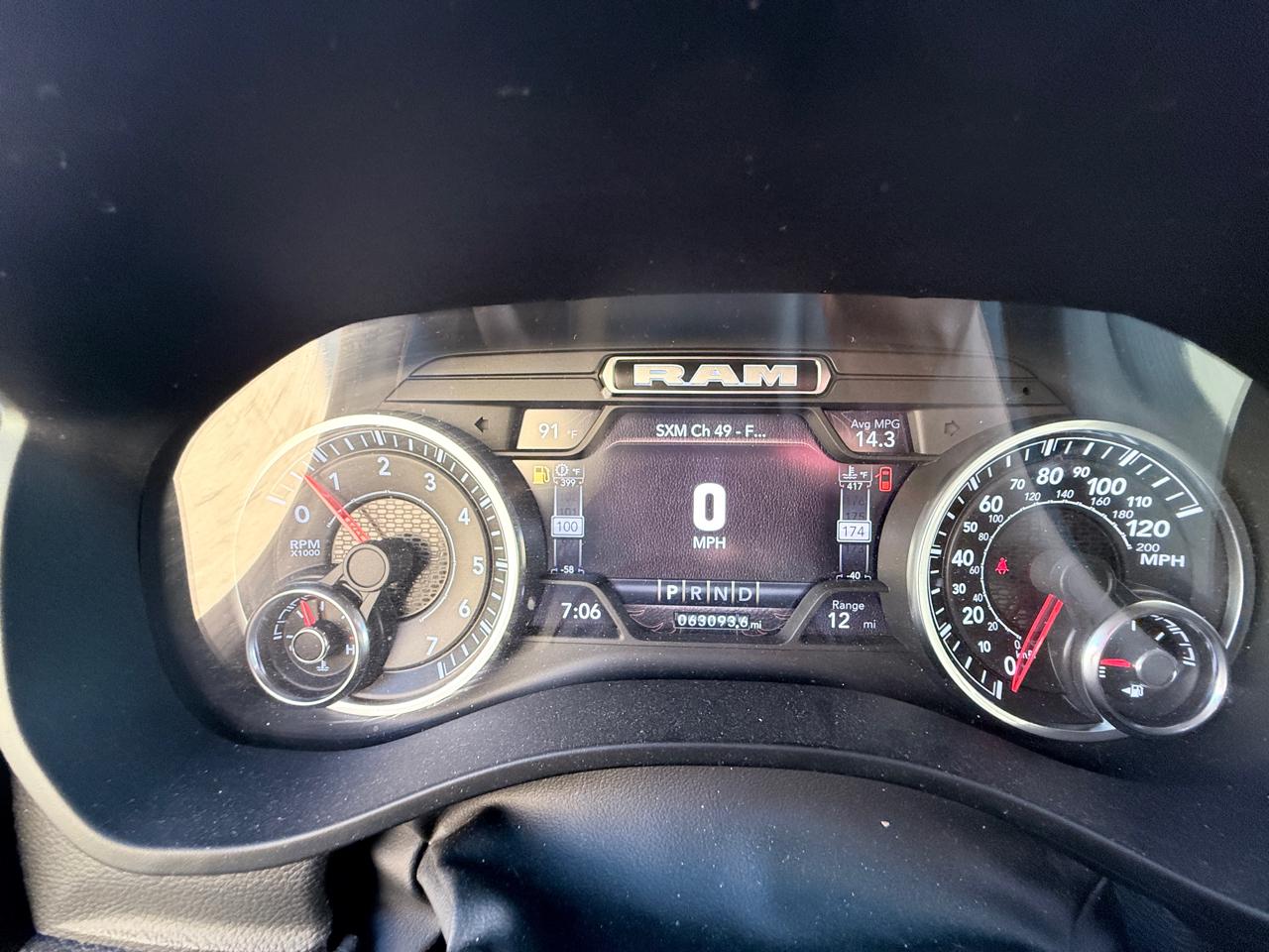 RAM 1500 Big Horn Quad Cab 4WD 2022