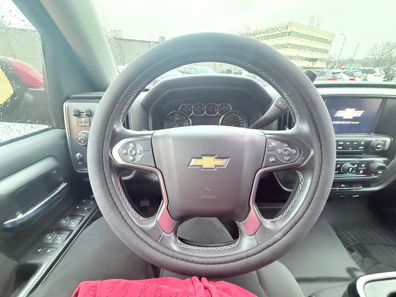 Chevrolet Silverado 1500 LT Crew Cab 4WD 2018