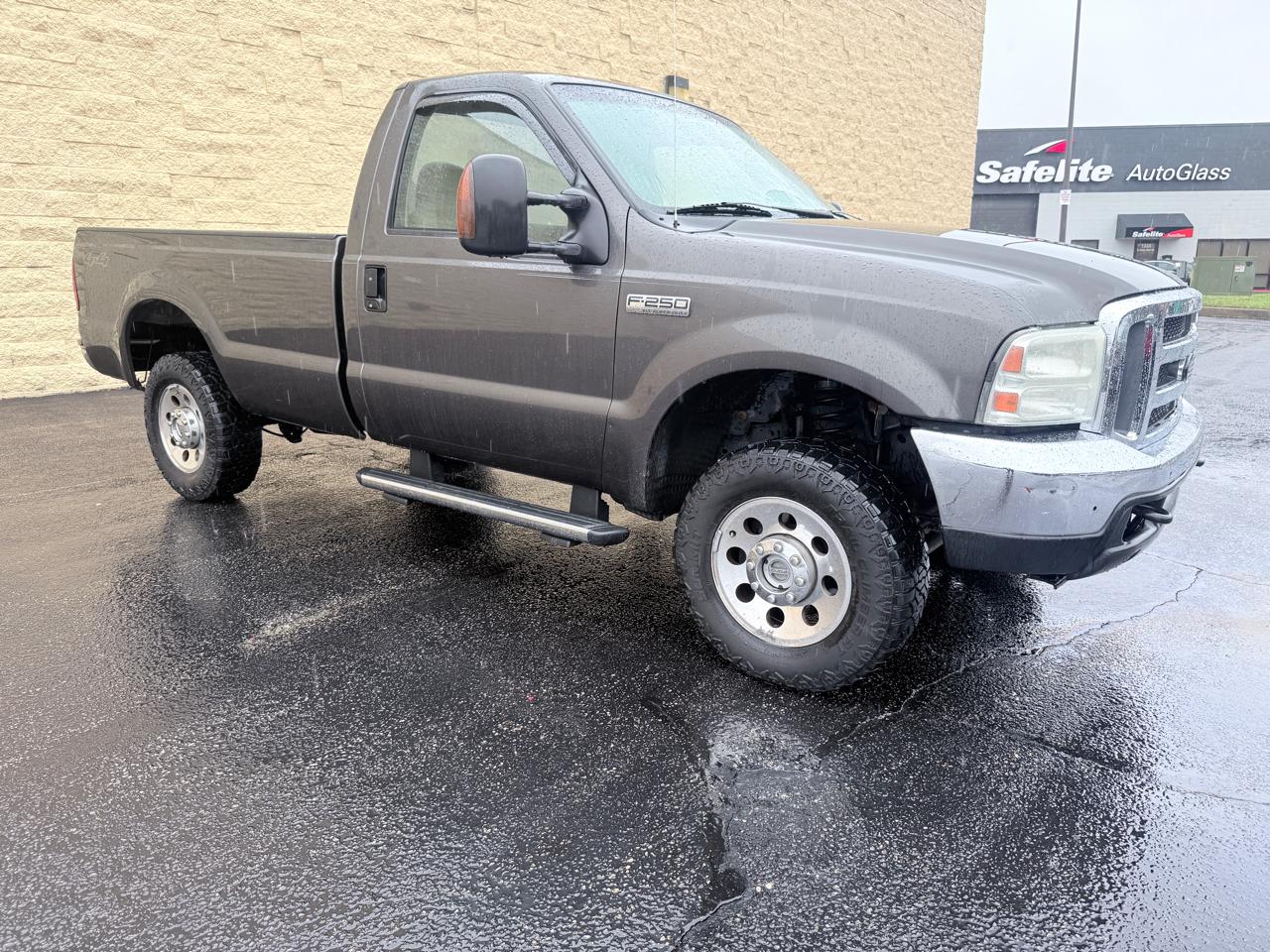 Ford F-250 SD XL 4WD 2005