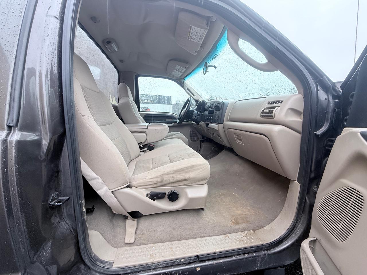 Ford F-250 SD XL 4WD 2005