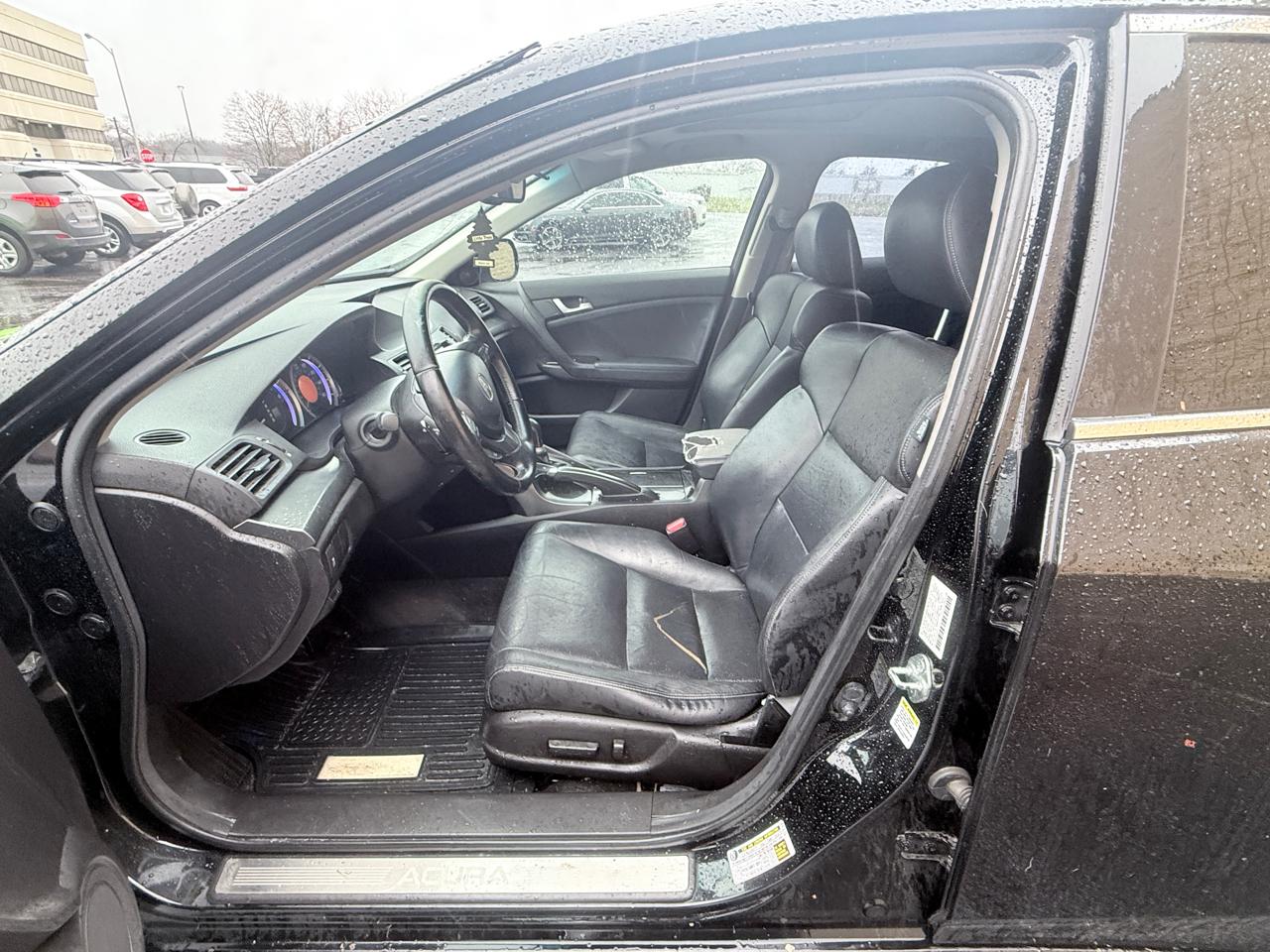 Acura TSX 5-speed AT 2012