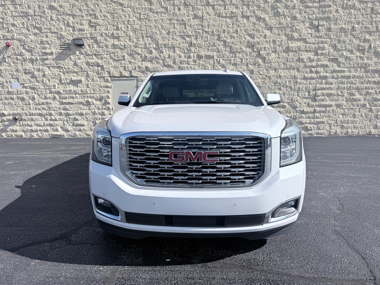 GMC Yukon Denali 4WD 2020