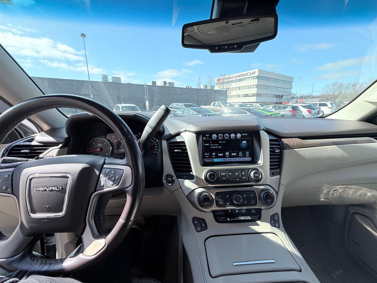 GMC Yukon Denali 4WD 2020