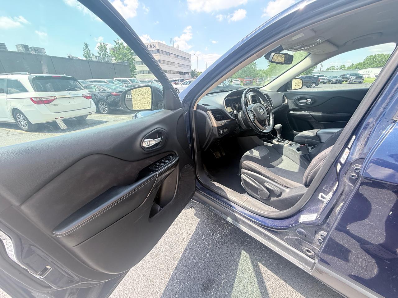 Jeep Cherokee Latitude 4WD 2014