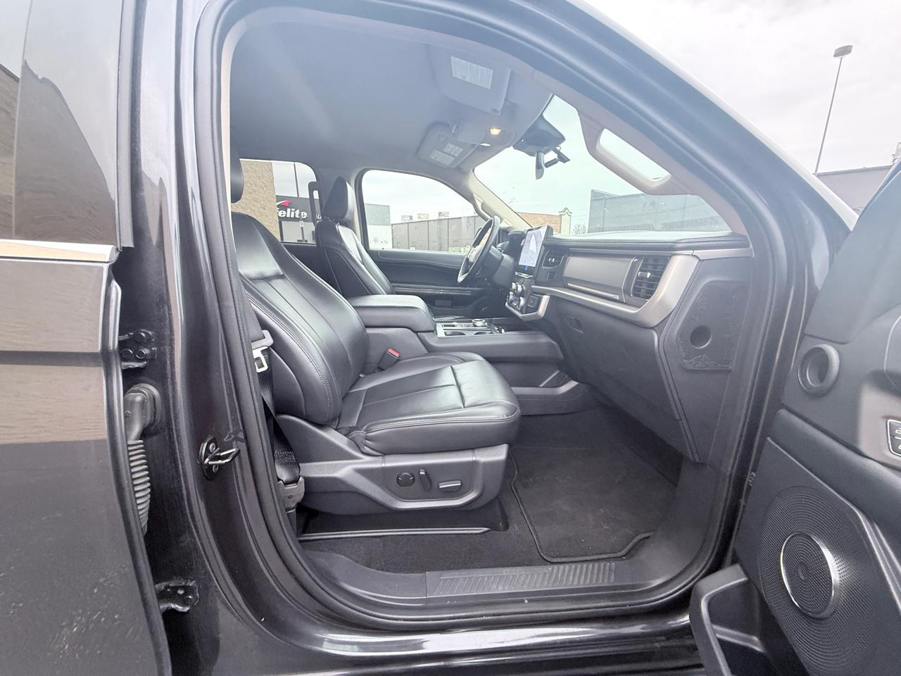 Ford Expedition MAX XLT 2024