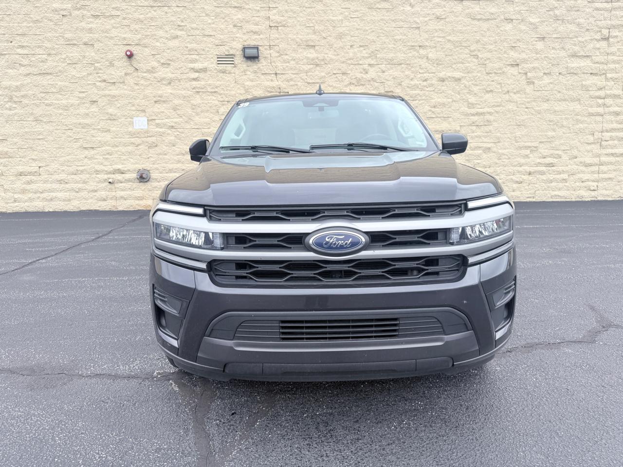 Ford Expedition MAX XLT 2024