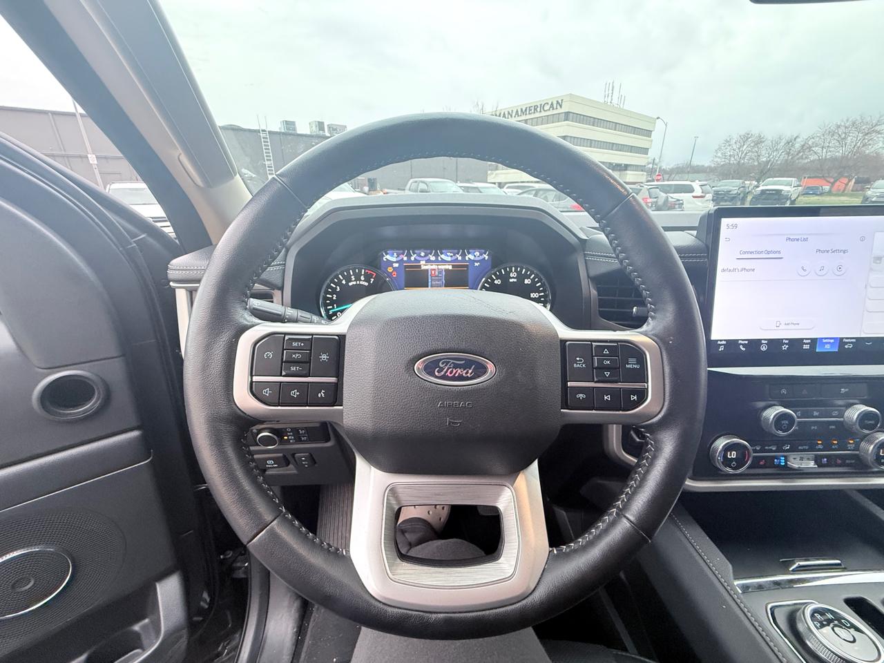 Ford Expedition MAX XLT 2024