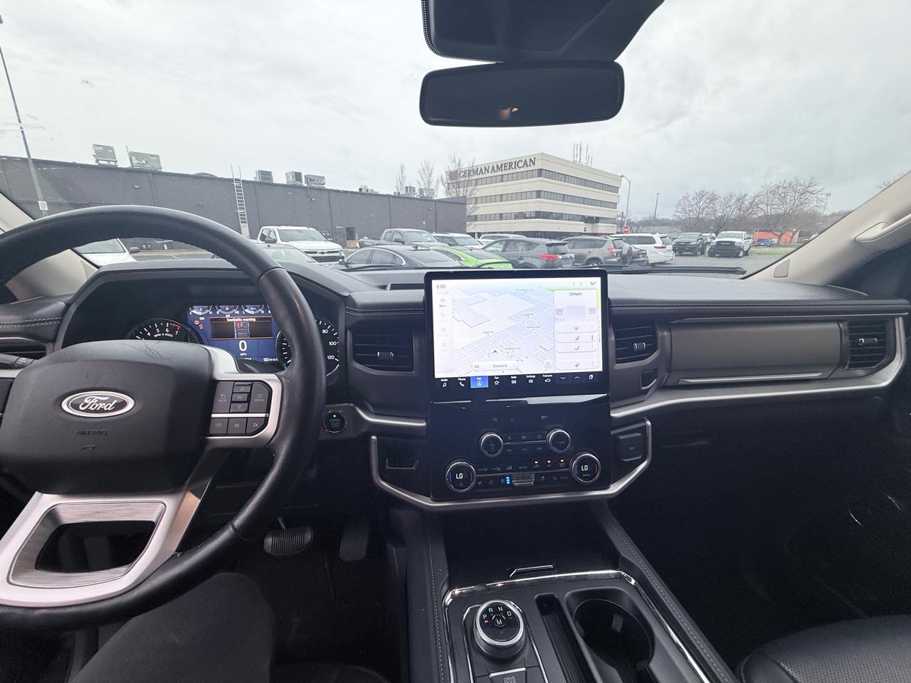 Ford Expedition MAX XLT 2024