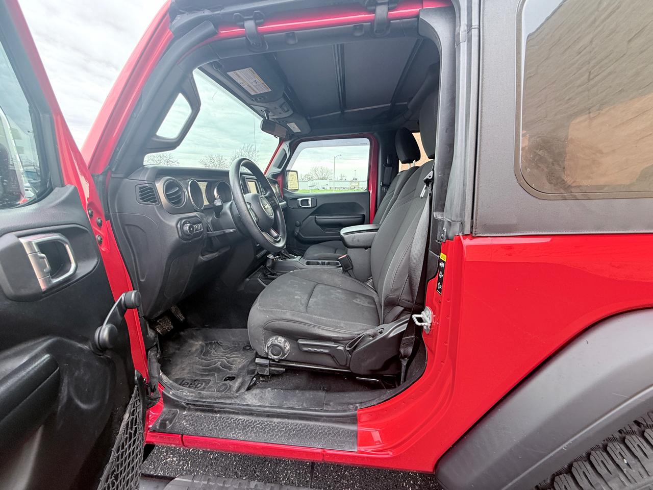 Jeep Wrangler Sport 2021