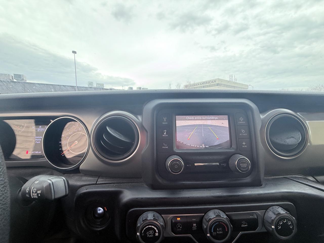 Jeep Wrangler Sport 2021