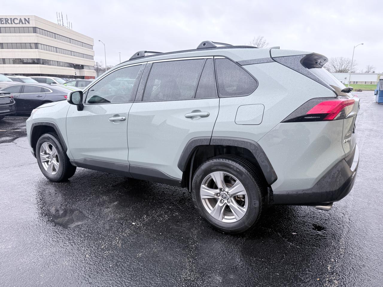 Toyota RAV4 XLE AWD 2022