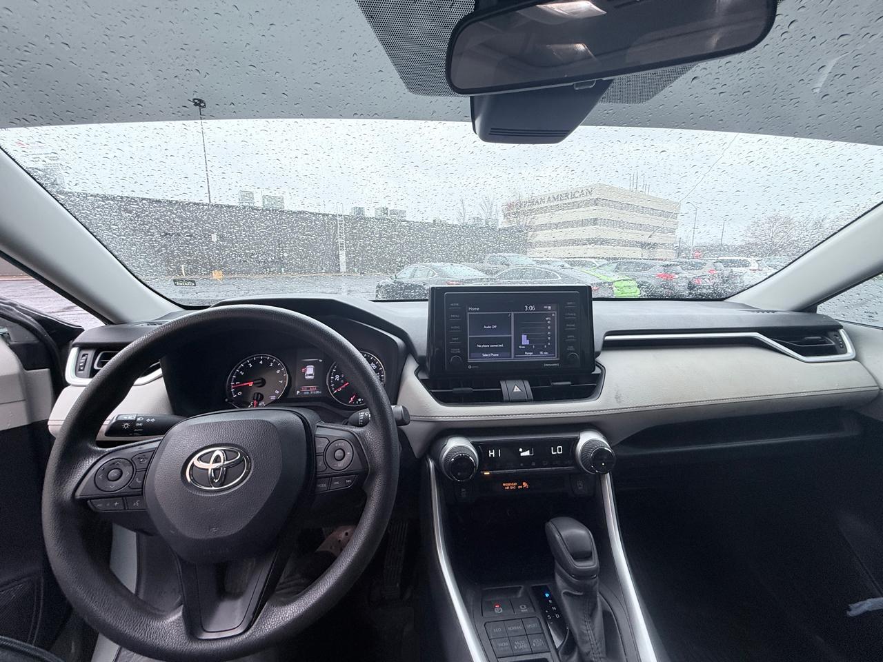 Toyota RAV4 XLE AWD 2022