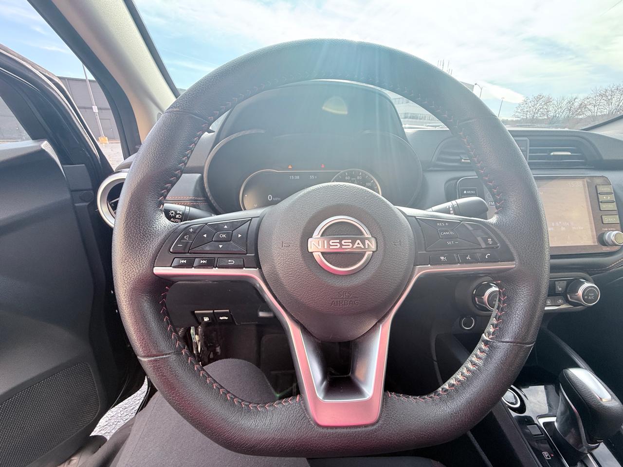 Nissan Versa SR 2023