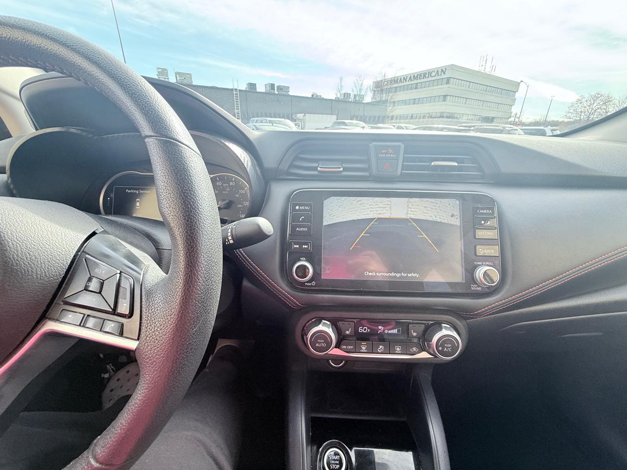 Nissan Versa SR 2023