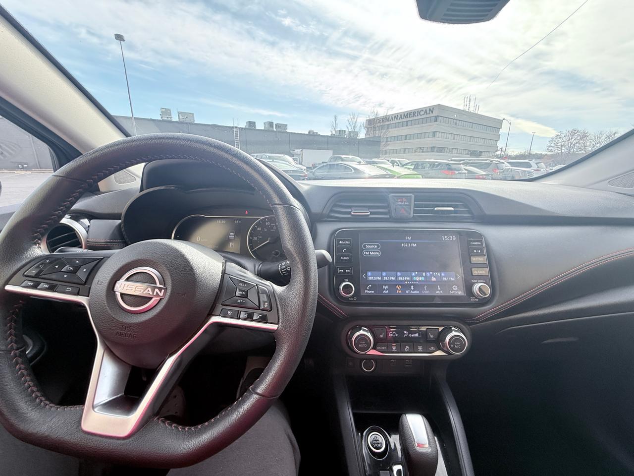 Nissan Versa SR 2023