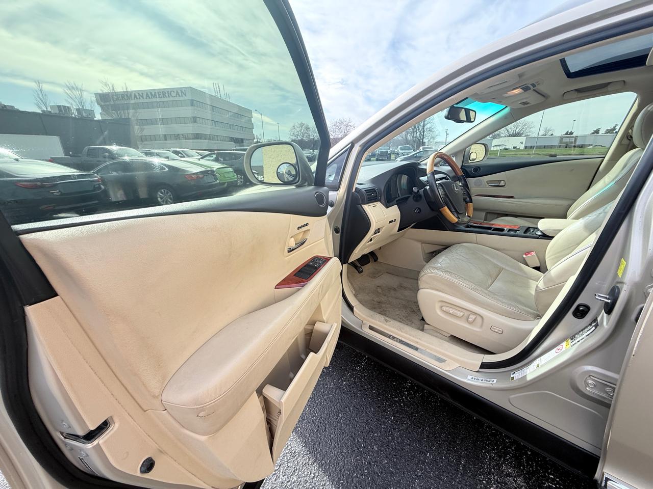 Lexus RX 350 FWD 2011