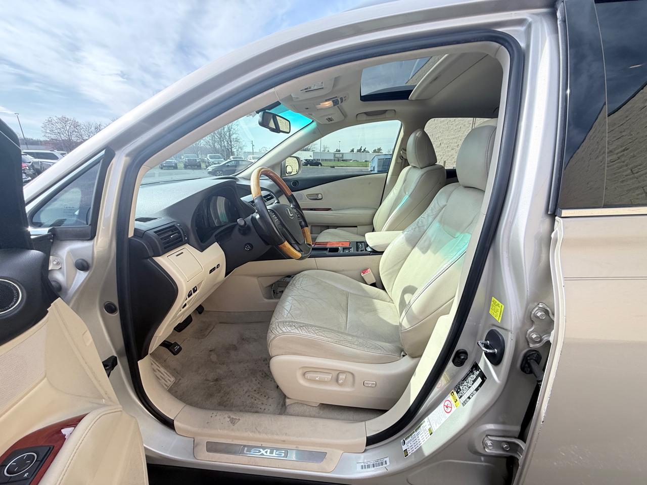 Lexus RX 350 FWD 2011