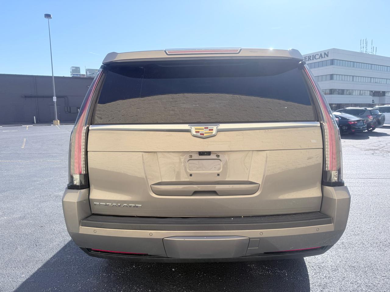 Cadillac Escalade ESV Platinum 4WD 2018