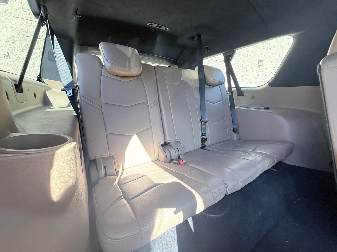 Cadillac Escalade ESV Platinum 4WD 2018