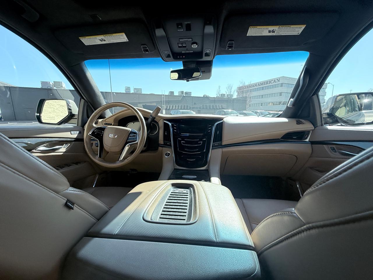 Cadillac Escalade ESV Platinum 4WD 2018