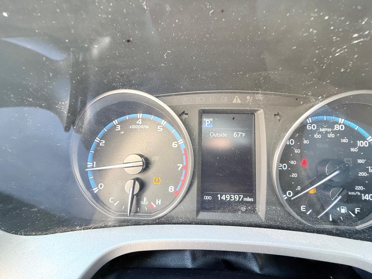 Toyota RAV4 LE FWD 2018