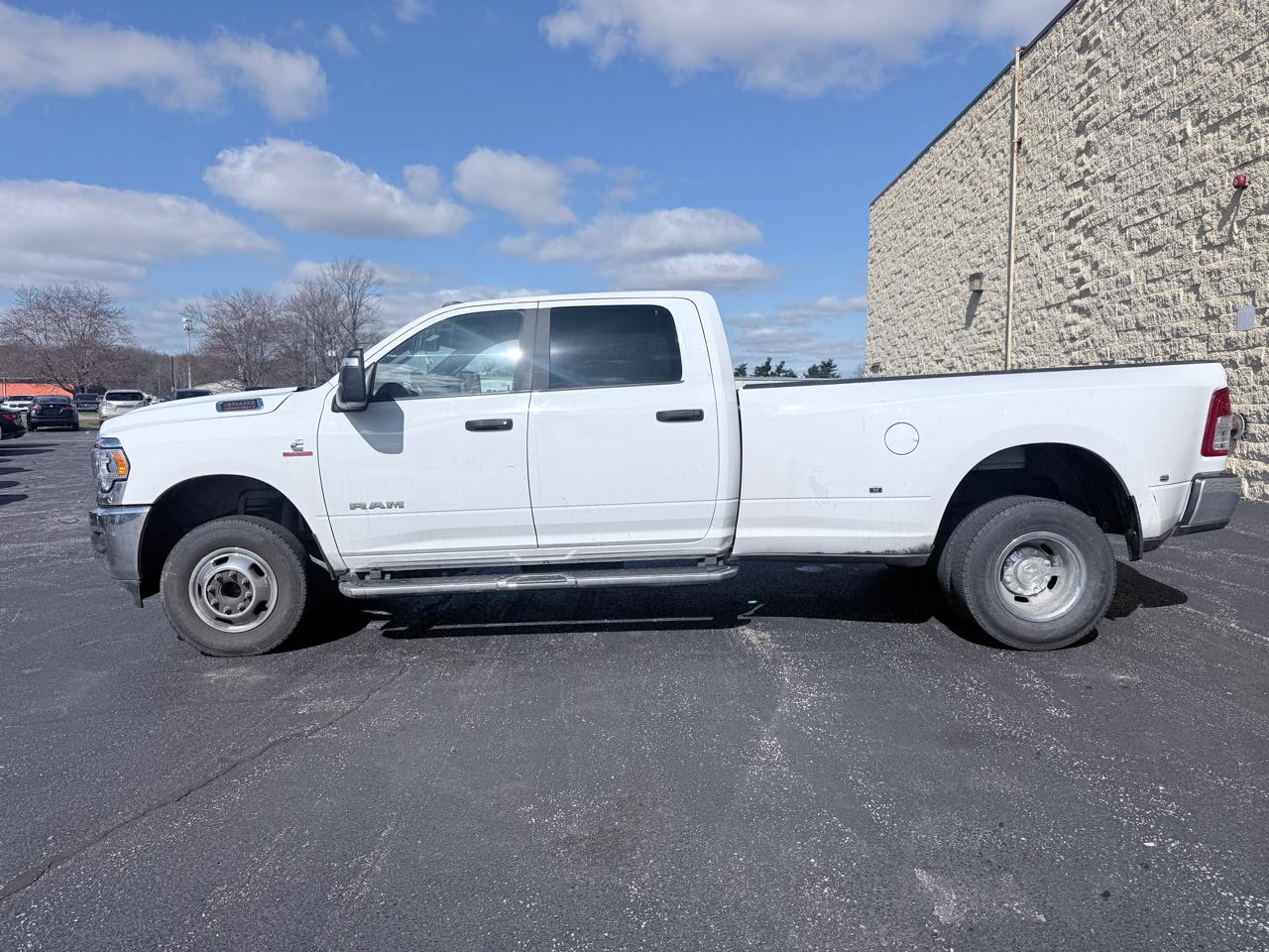 RAM 3500 Big Horn Crew Cab LWB 4WD DRW 2024