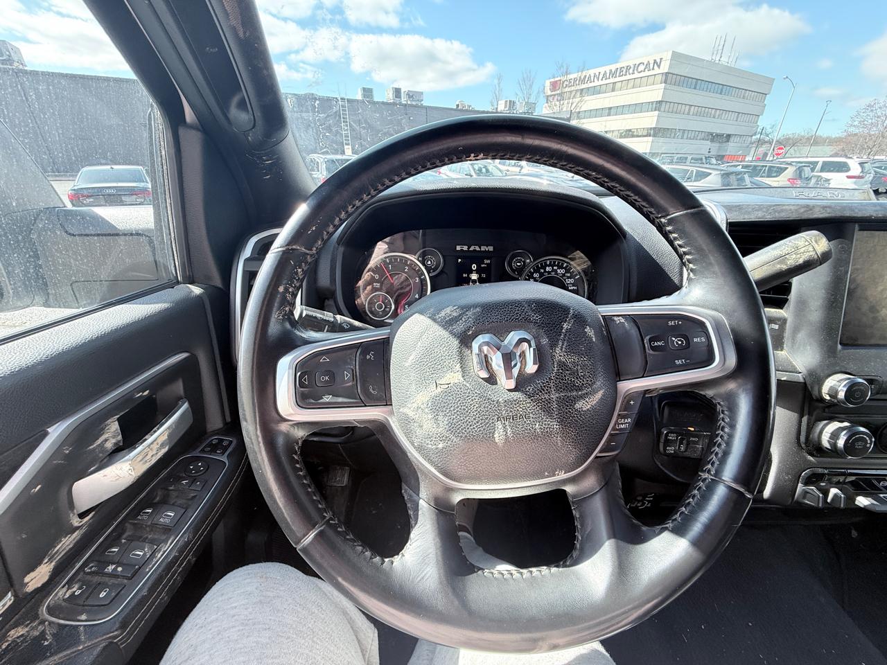 RAM 3500 Big Horn Crew Cab LWB 4WD DRW 2024