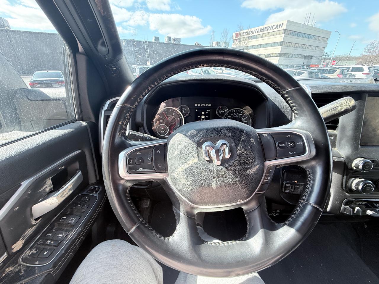 RAM 3500 Big Horn Crew Cab LWB 4WD DRW 2024