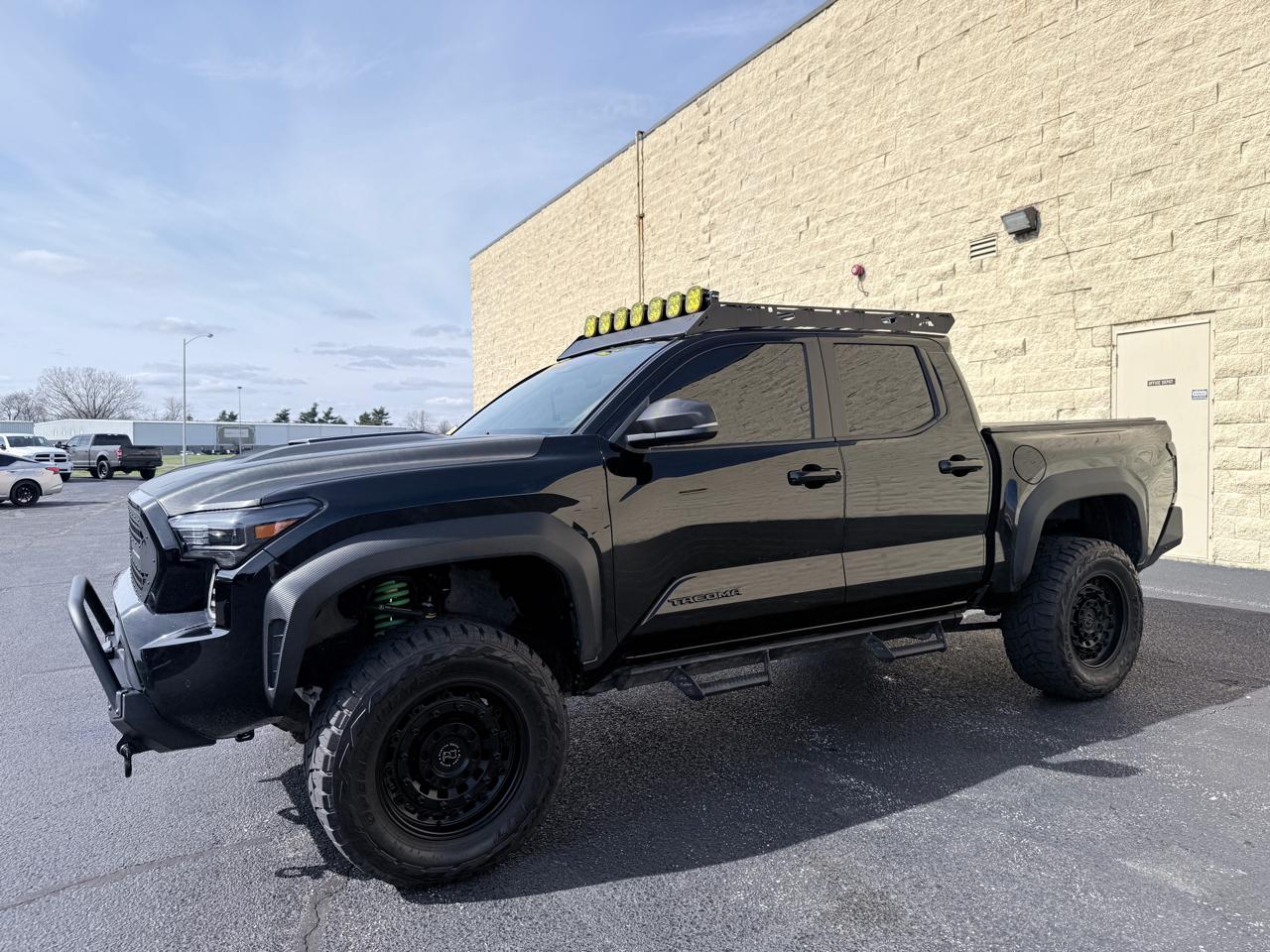 Toyota Tacoma Double Cab 4WD 2024