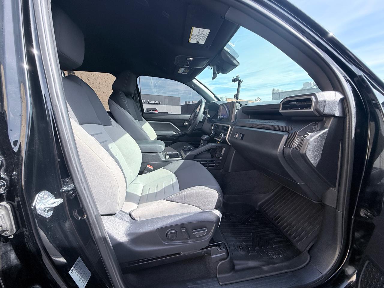 Toyota Tacoma Double Cab 4WD 2024