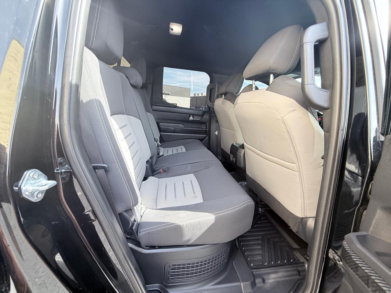 Toyota Tacoma Double Cab 4WD 2024