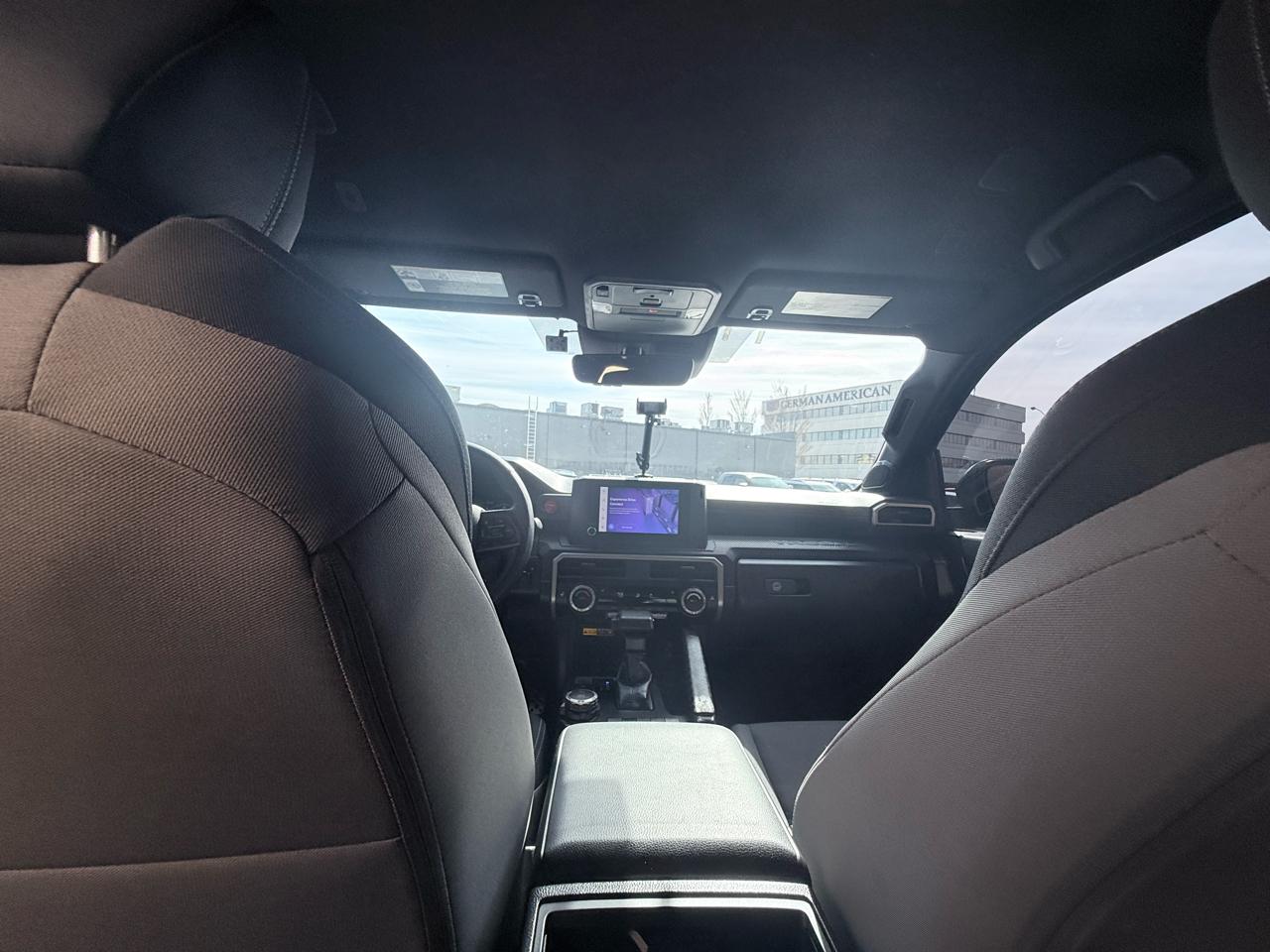 Toyota Tacoma Double Cab 4WD 2024