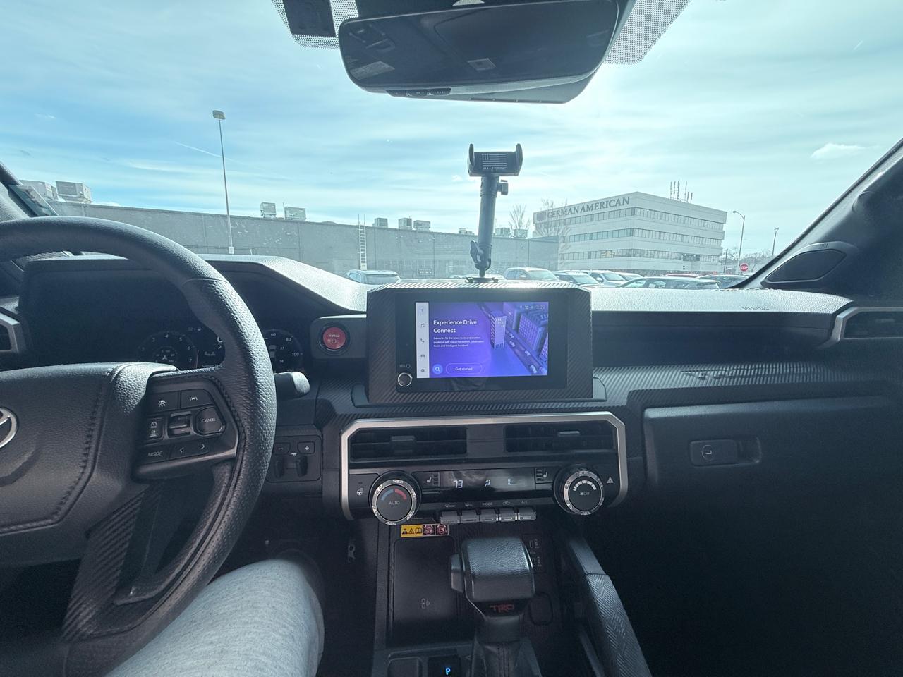 Toyota Tacoma Double Cab 4WD 2024