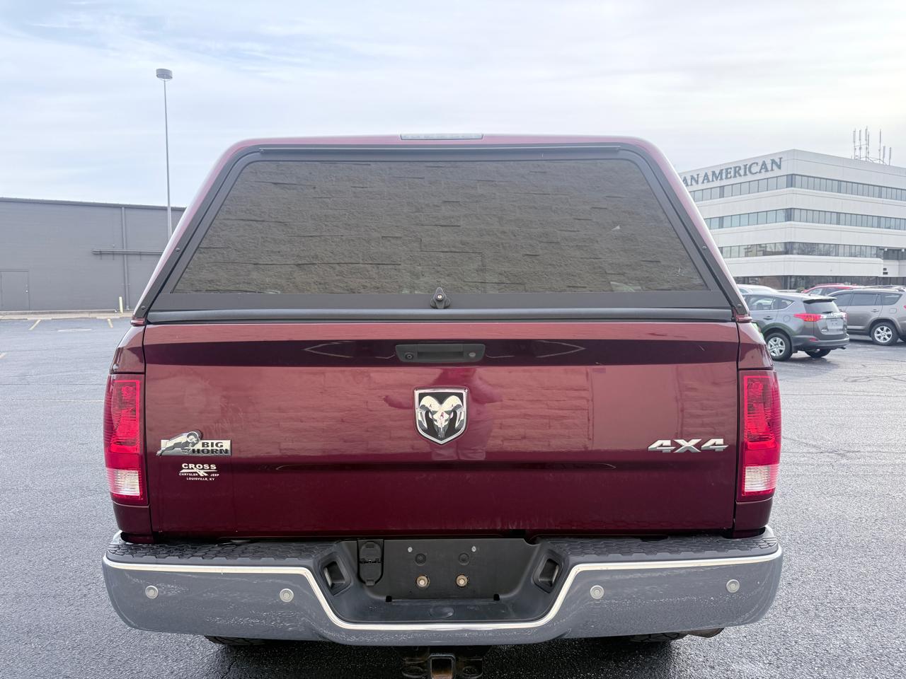 RAM 1500 SLT Crew Cab SWB 4WD 2016