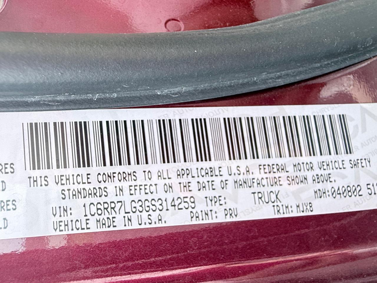 RAM 1500 SLT Crew Cab SWB 4WD 2016