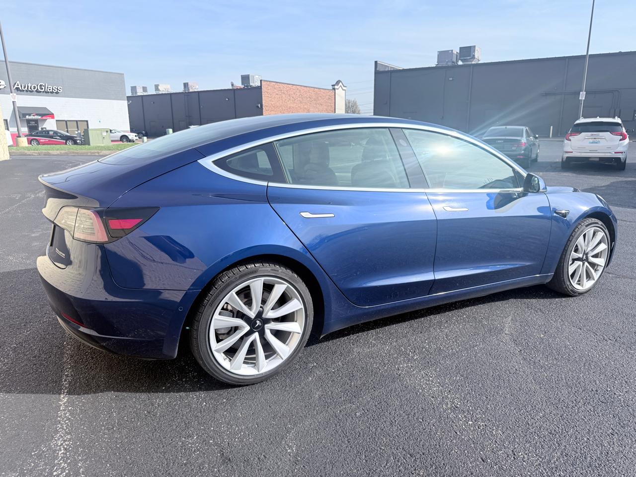 Tesla Model 3 Long Range 2019