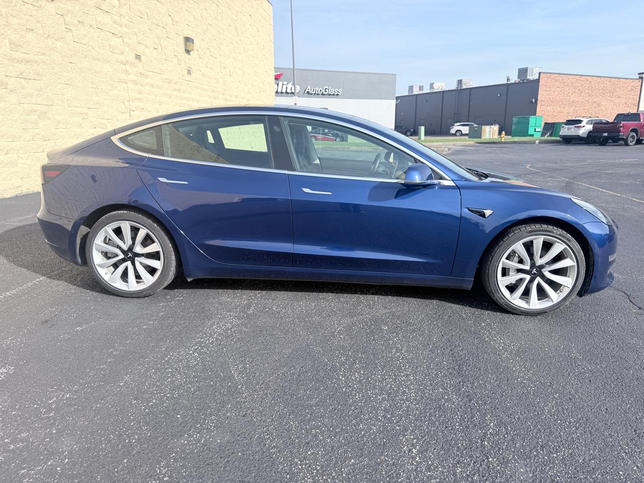 Tesla Model 3 Long Range 2019